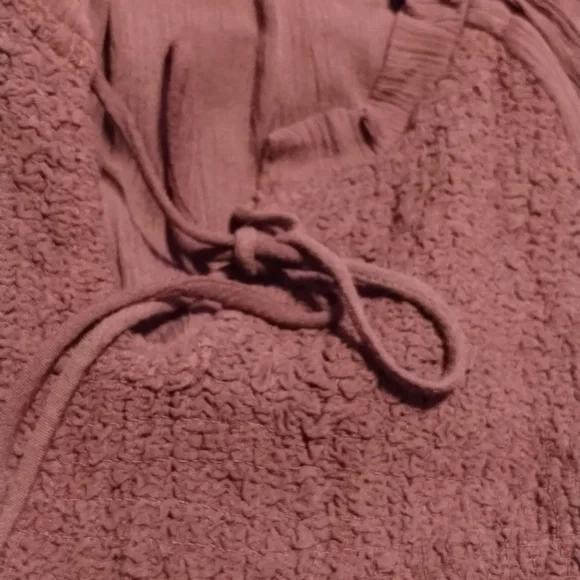 Dress - Picture 8 of 9